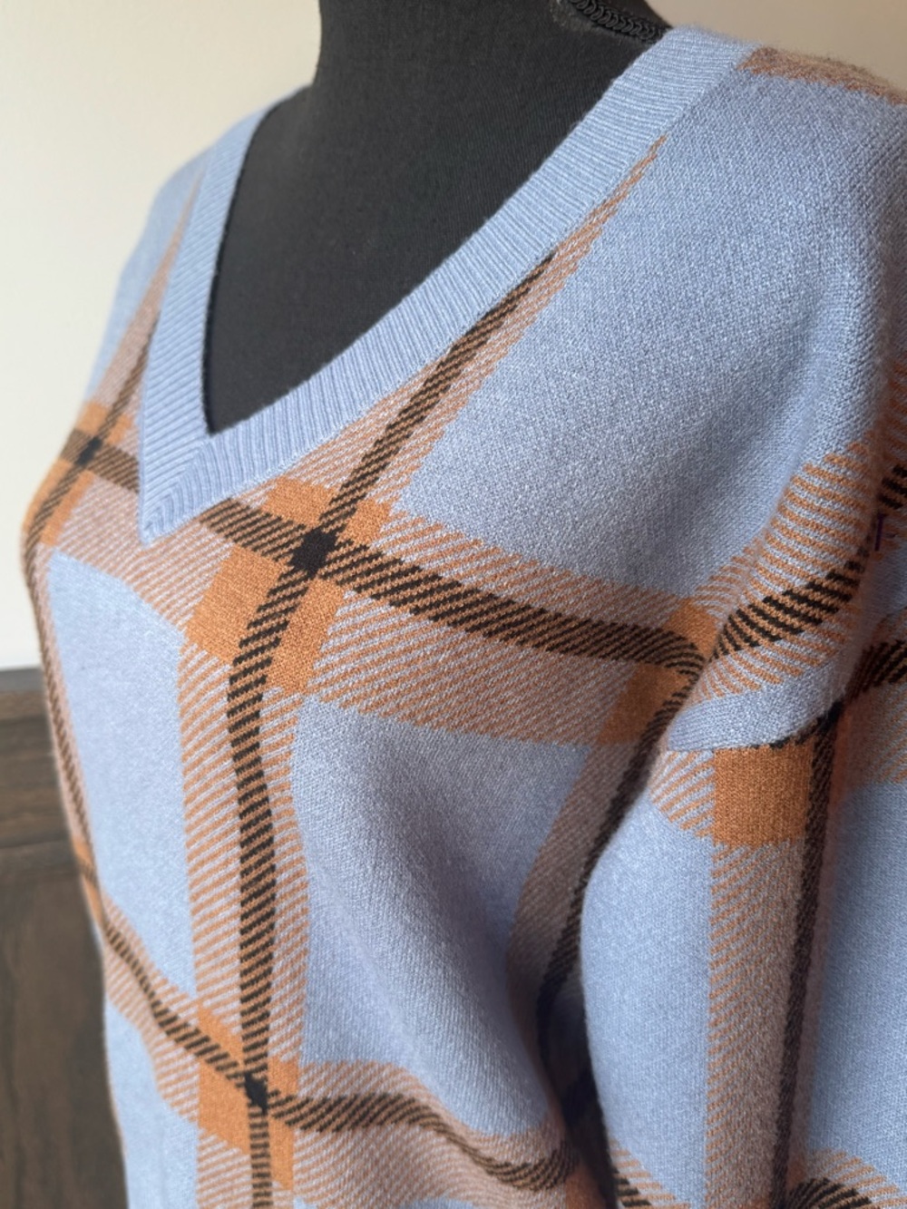 Max Studio Light Blue Plaid V-Neck Sweater with Tan and Black Accents small EUC - Picture 2 of 8